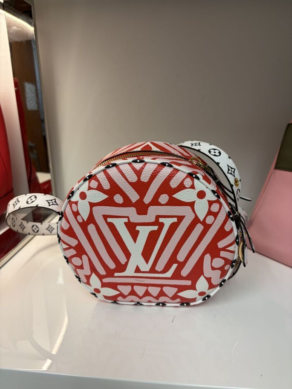 Louis Vuitton Crafty Boite Chapeau Souple MM Red White